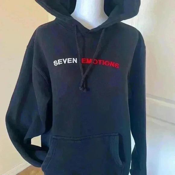 Seven Emotions Super Rare Devil and Angel Wing Rhinestone Hoodie Size XS Unisex - Picture 3 of 7